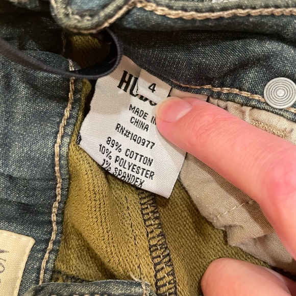 Hudson Bay kids blue jeans size 4 - Picture 3 of 4